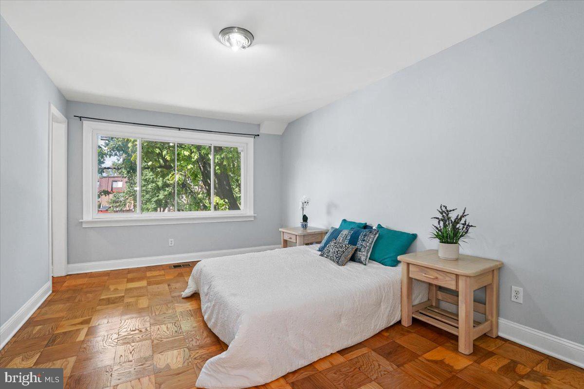 BRIGHTON EAST - Residential