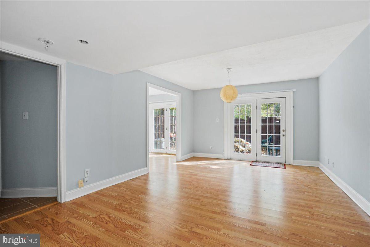 BRIGHTON EAST - Residential