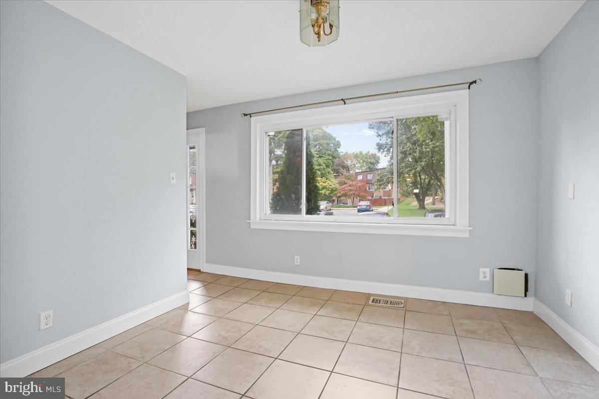 BRIGHTON EAST - Residential