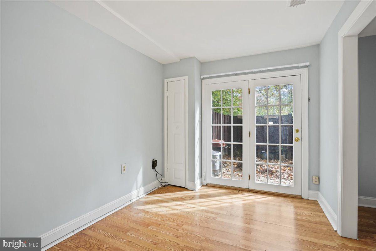 BRIGHTON EAST - Residential