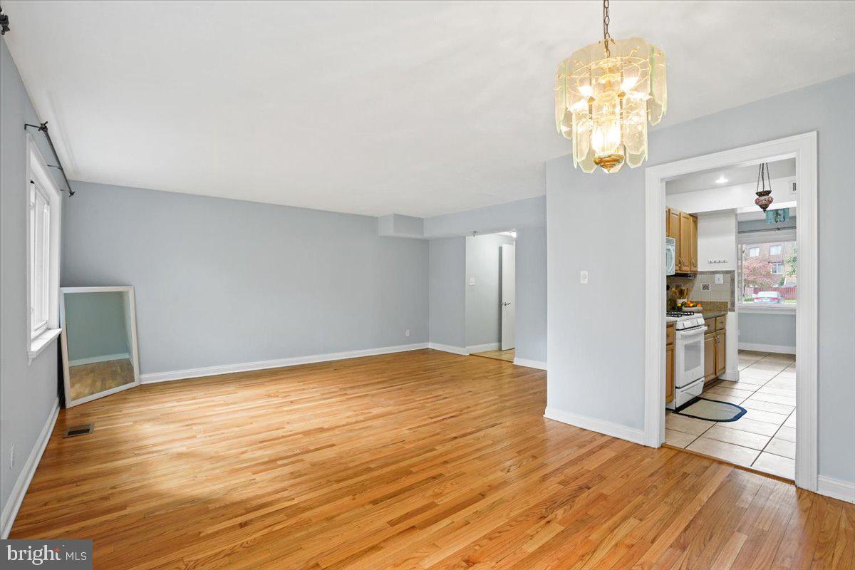 BRIGHTON EAST - Residential