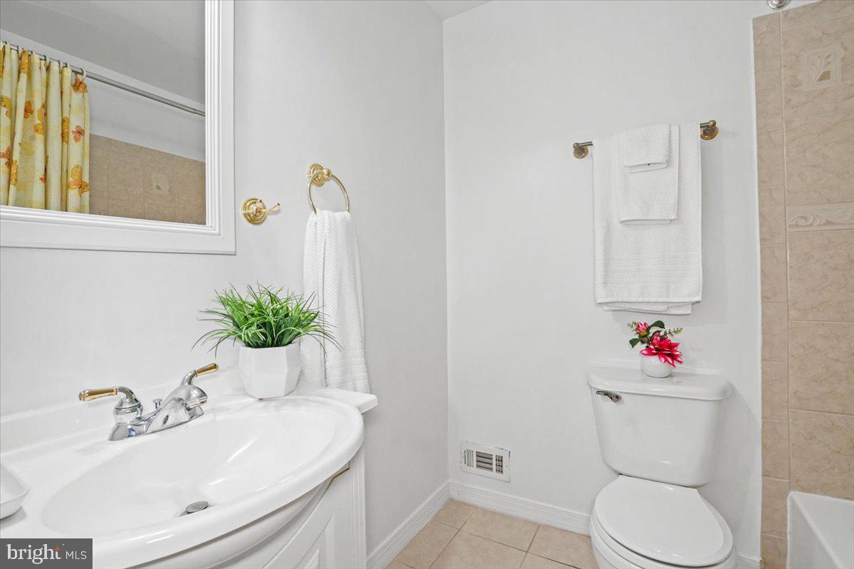 BRIGHTON EAST - Residential