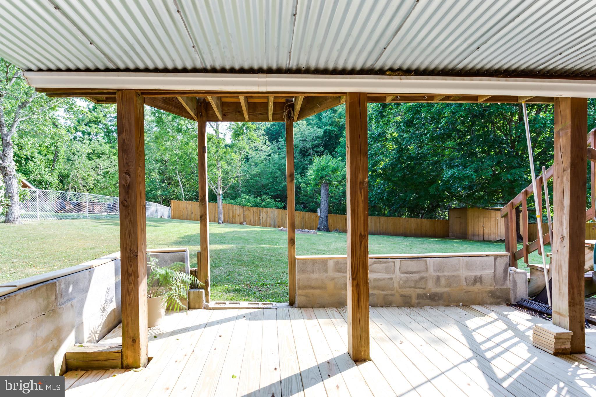 LYNNBROOK SUB - Residential