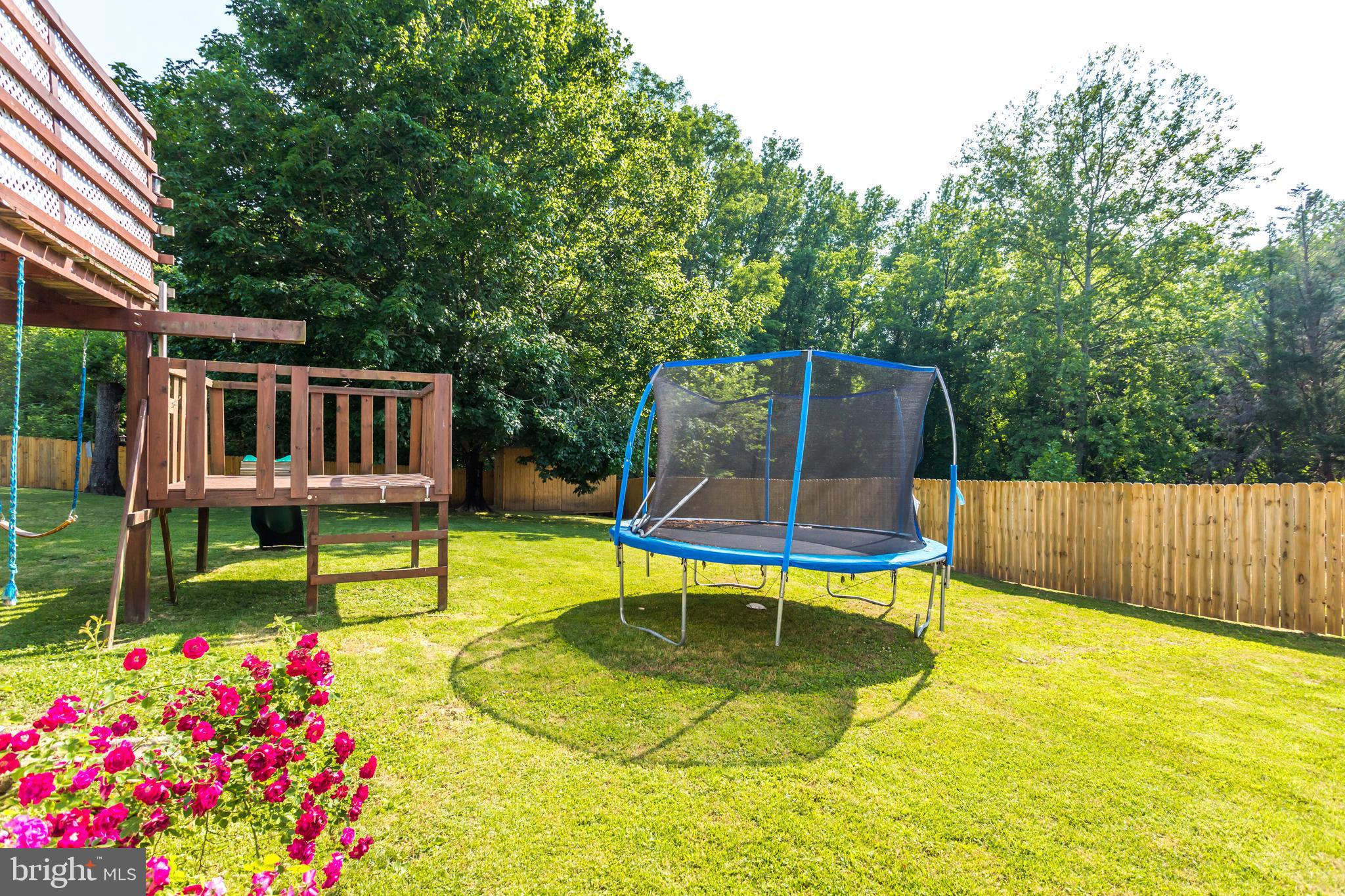 LYNNBROOK SUB - Residential