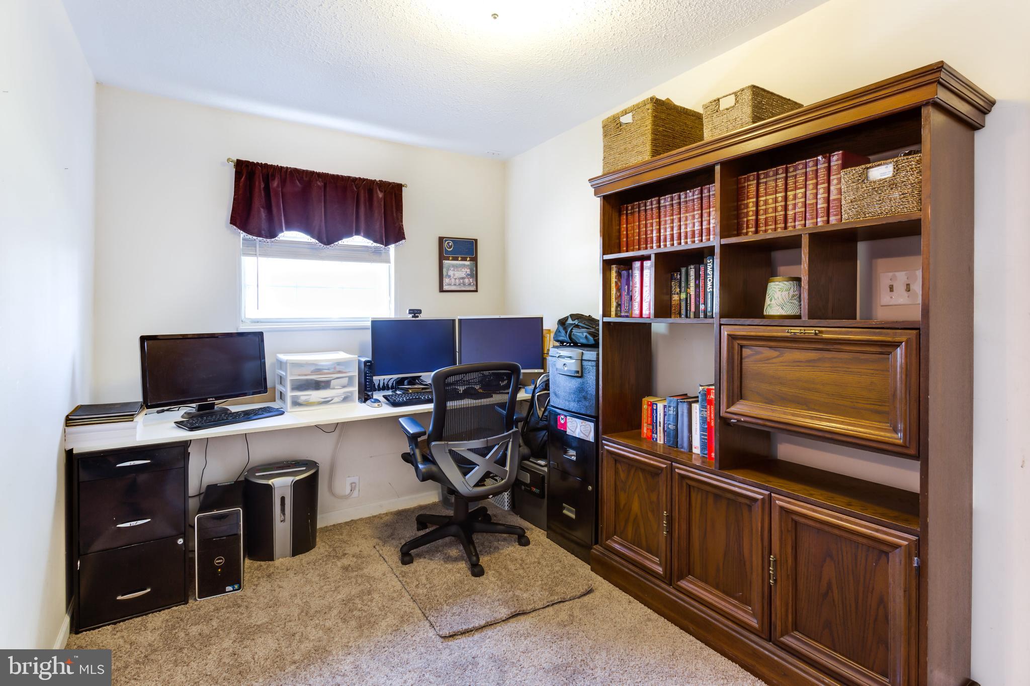 LYNNBROOK SUB - Residential