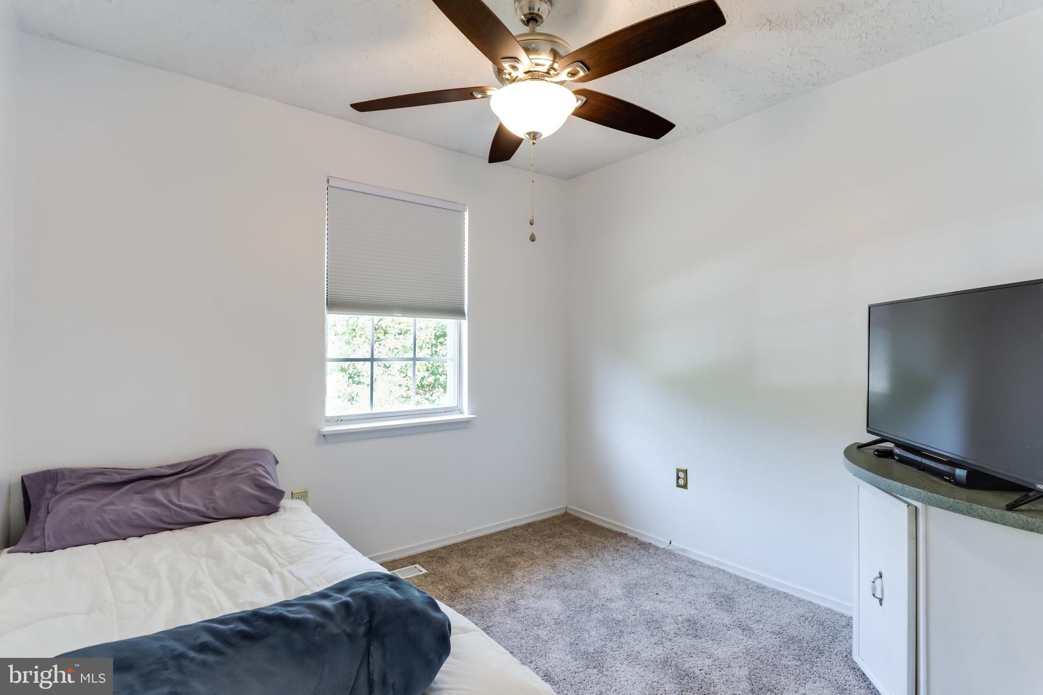 LYNNBROOK SUB - Residential