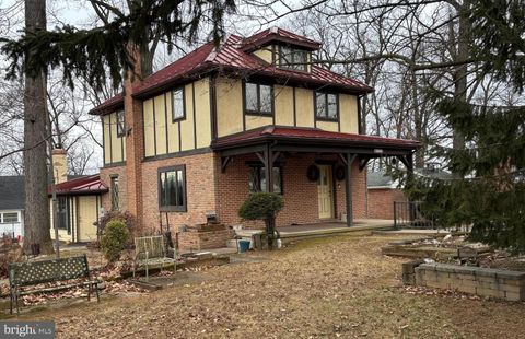 404 N MAIN STREET RED LION PA 17356