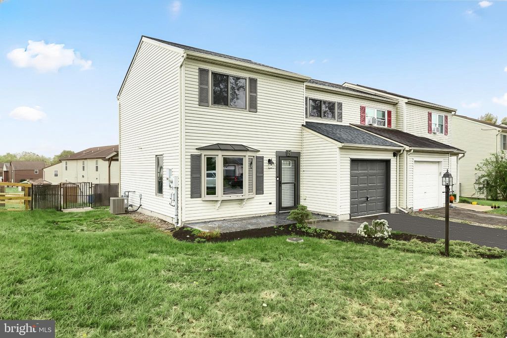 Photo of 3108 Sundial Road, DOVER, PA 17315 (MLS # PAYK2091936)