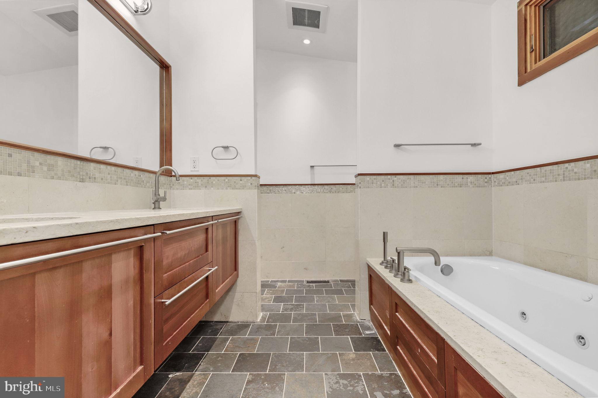 BANNOCKBURN - Residential