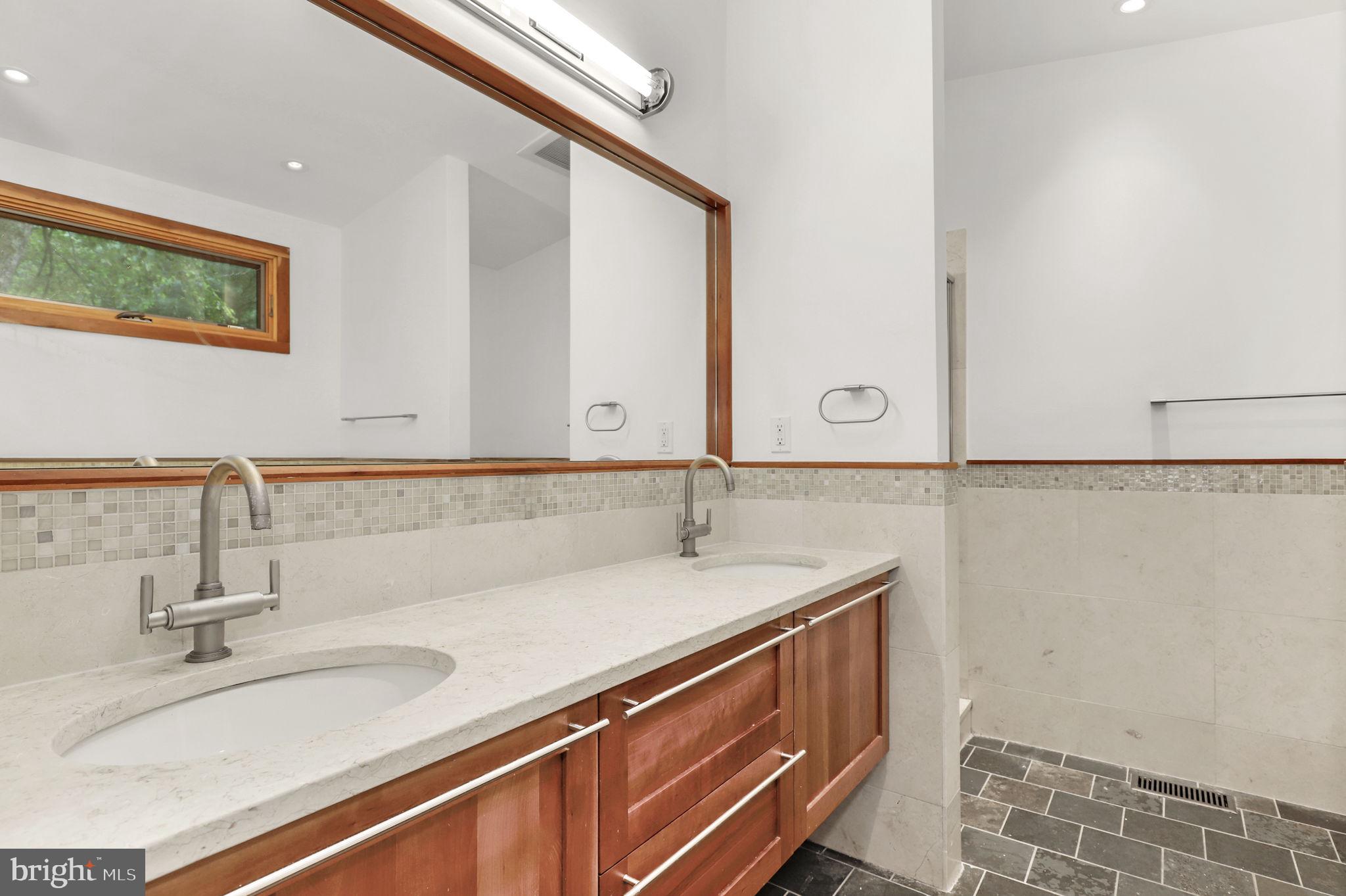 BANNOCKBURN - Residential