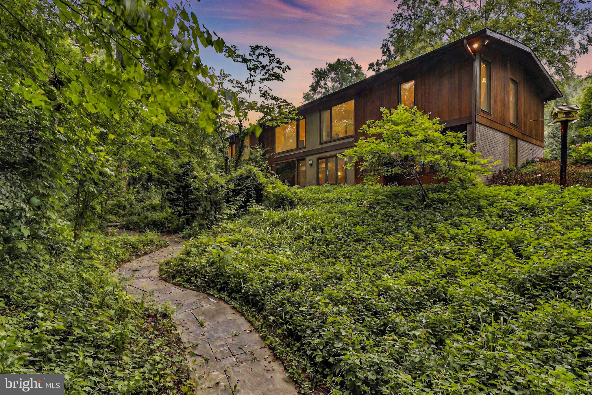 BANNOCKBURN - Residential