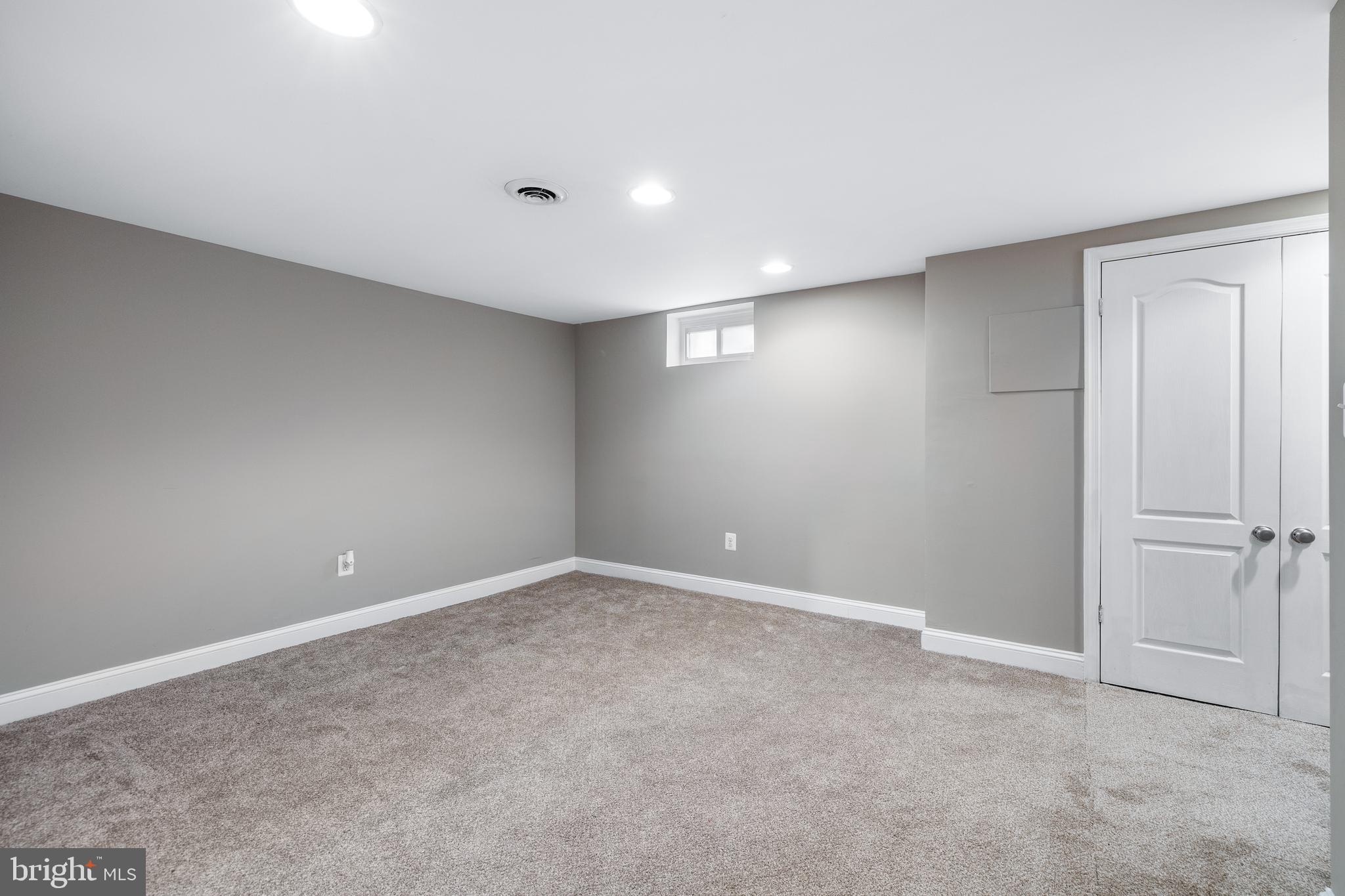 RIDGELEIGH - Residential