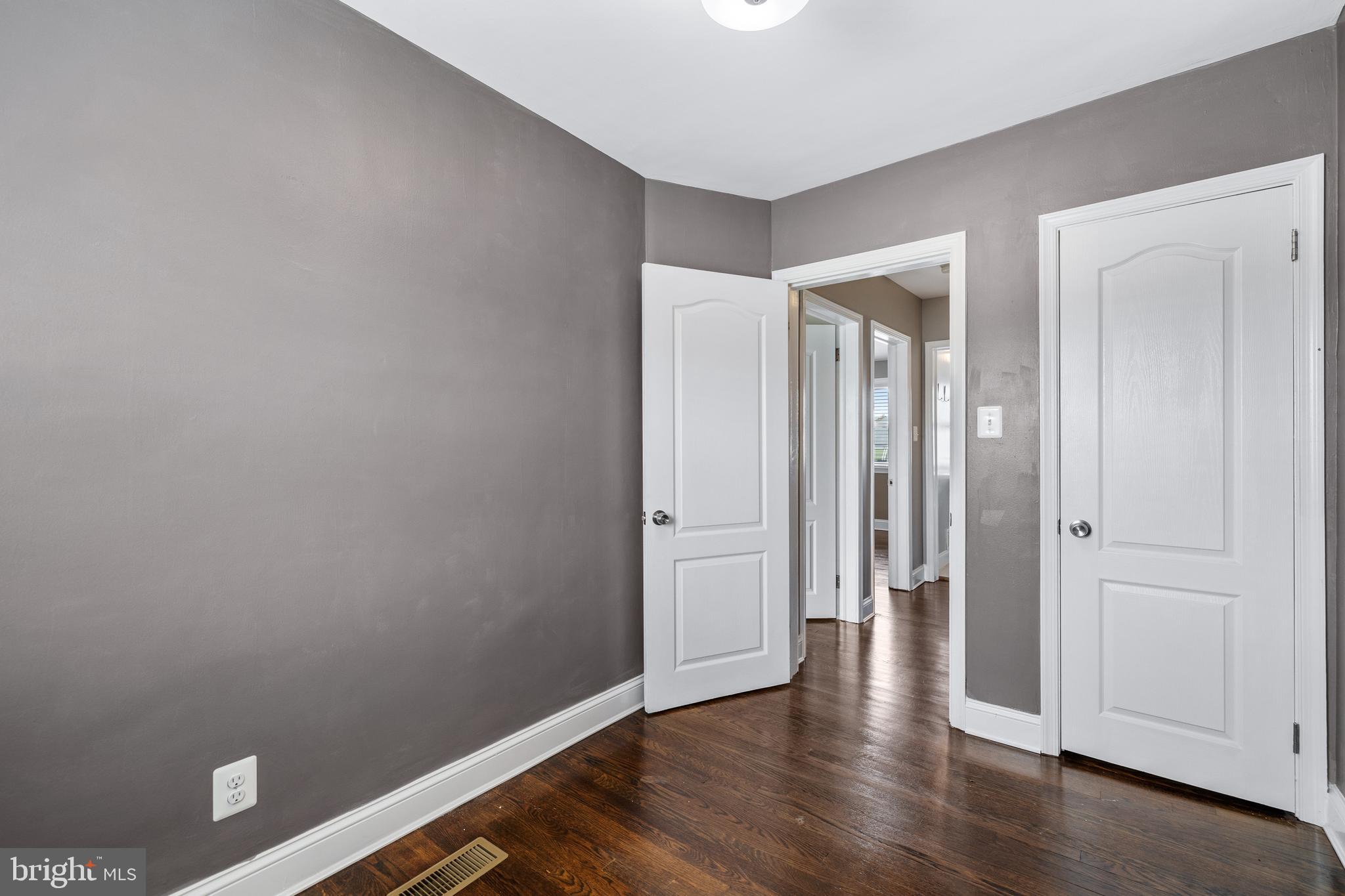 RIDGELEIGH - Residential