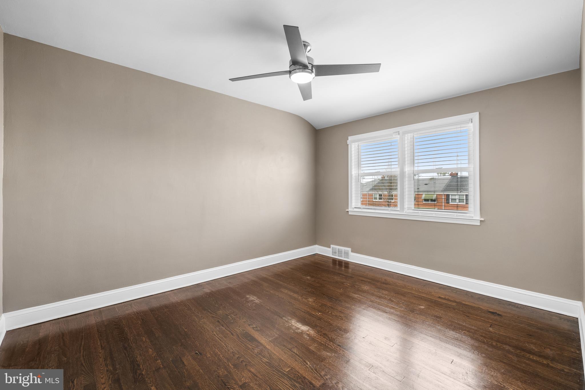 RIDGELEIGH - Residential