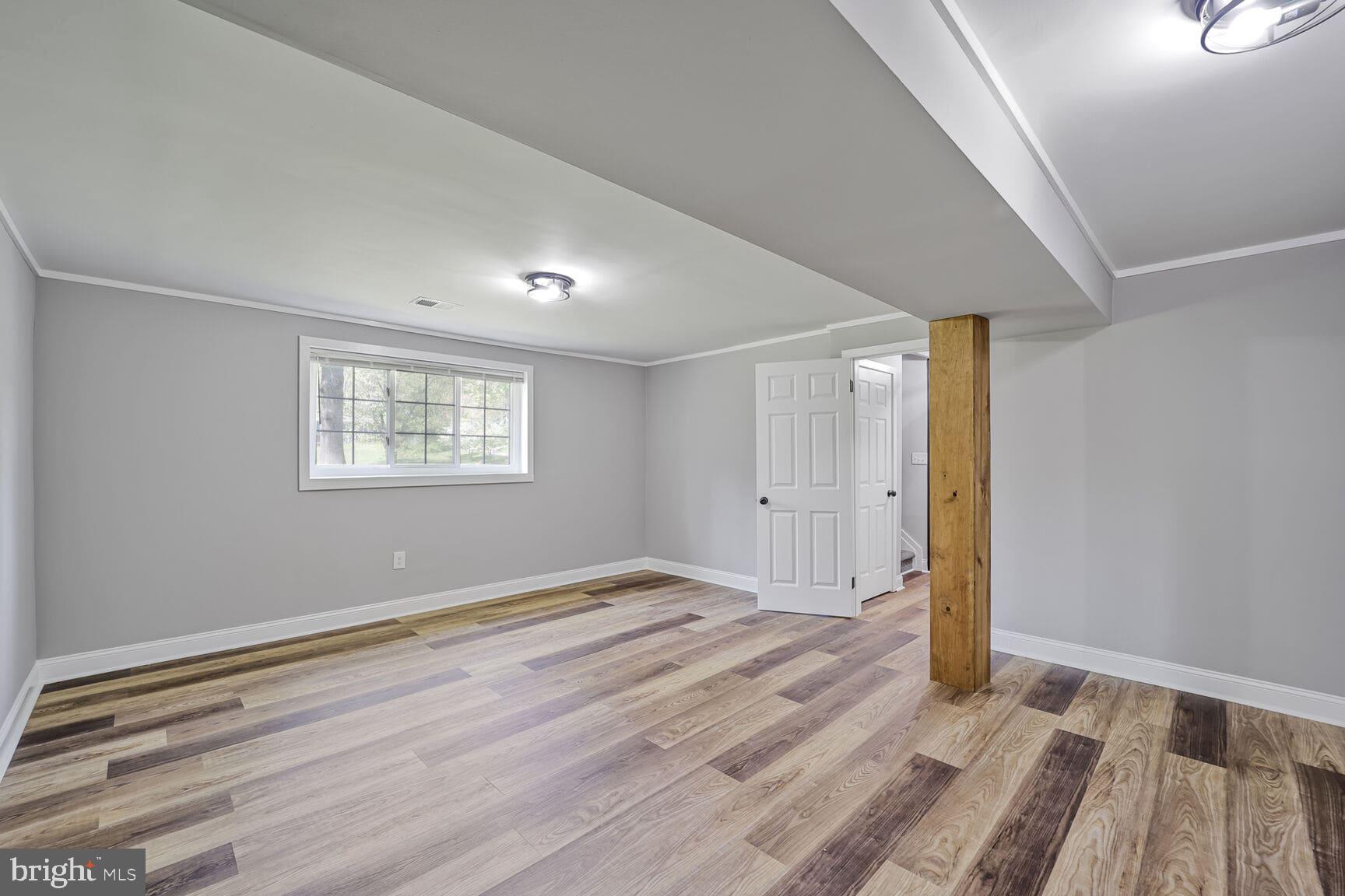 JARRETTSWOOD - Residential