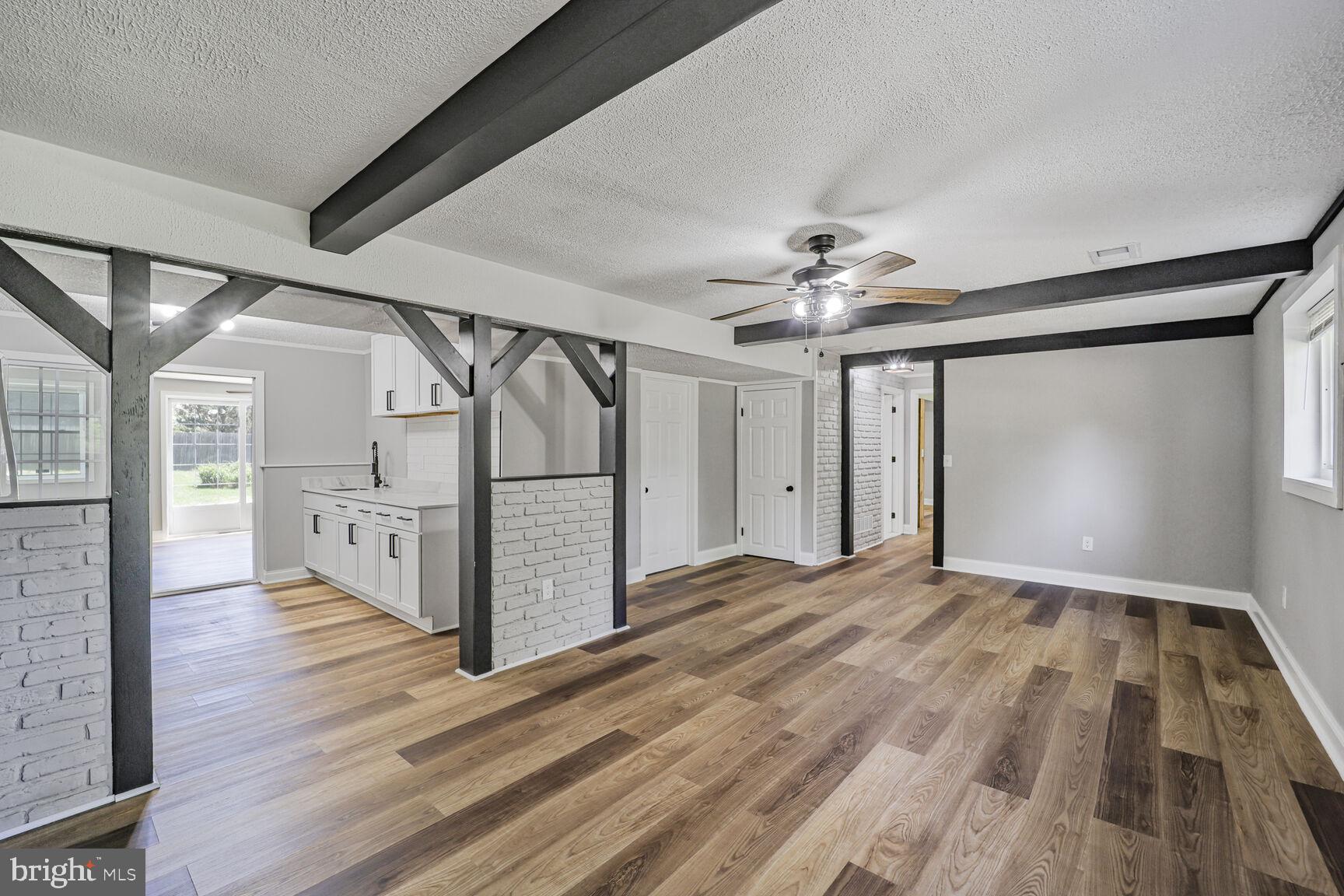 JARRETTSWOOD - Residential