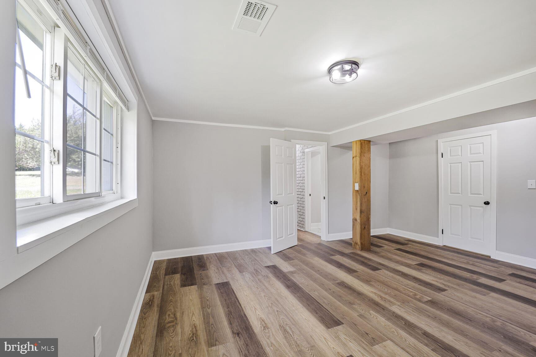 JARRETTSWOOD - Residential