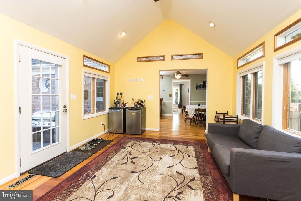 Photo of 416 Aigburth Road, TOWSON, MD 21286 (MLS # MDBC2138096)
