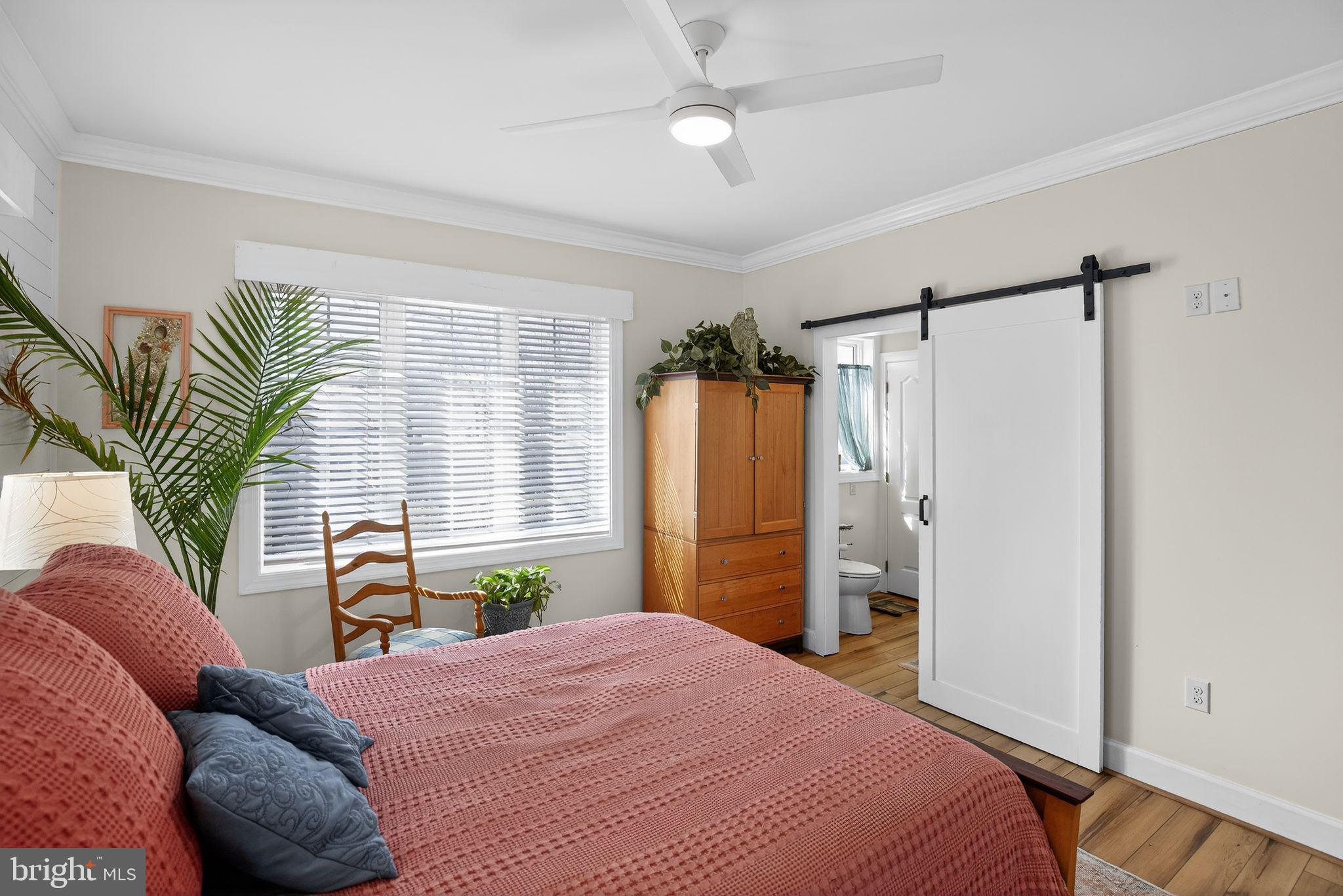 GOLDEN BEACH - Residential