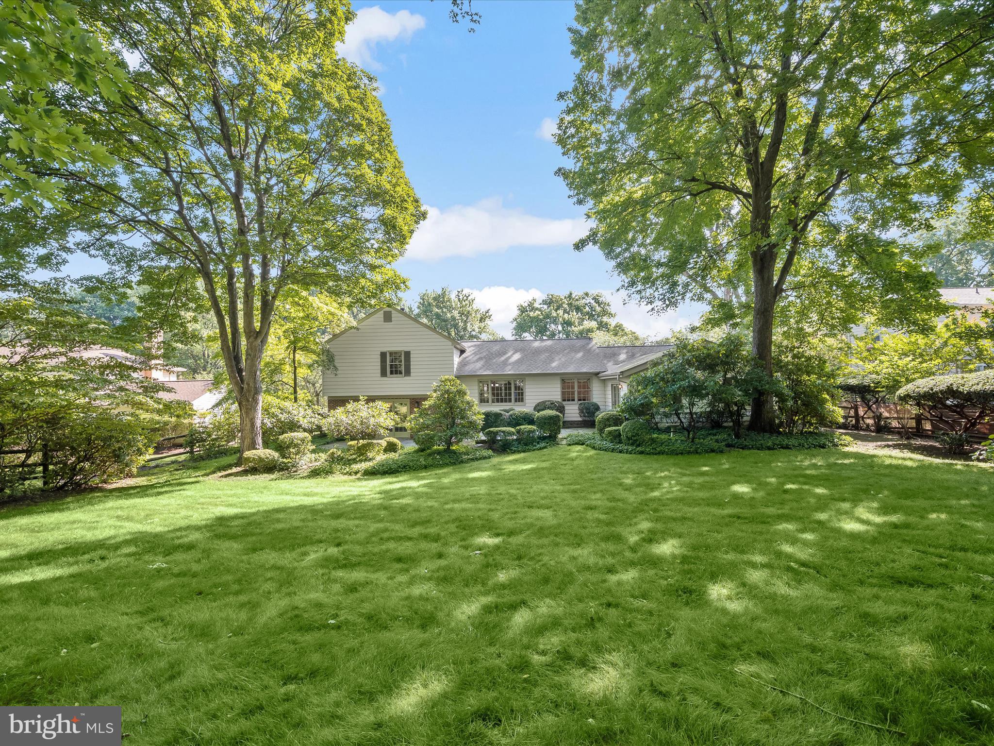 ROBERTS GLEN - Residential