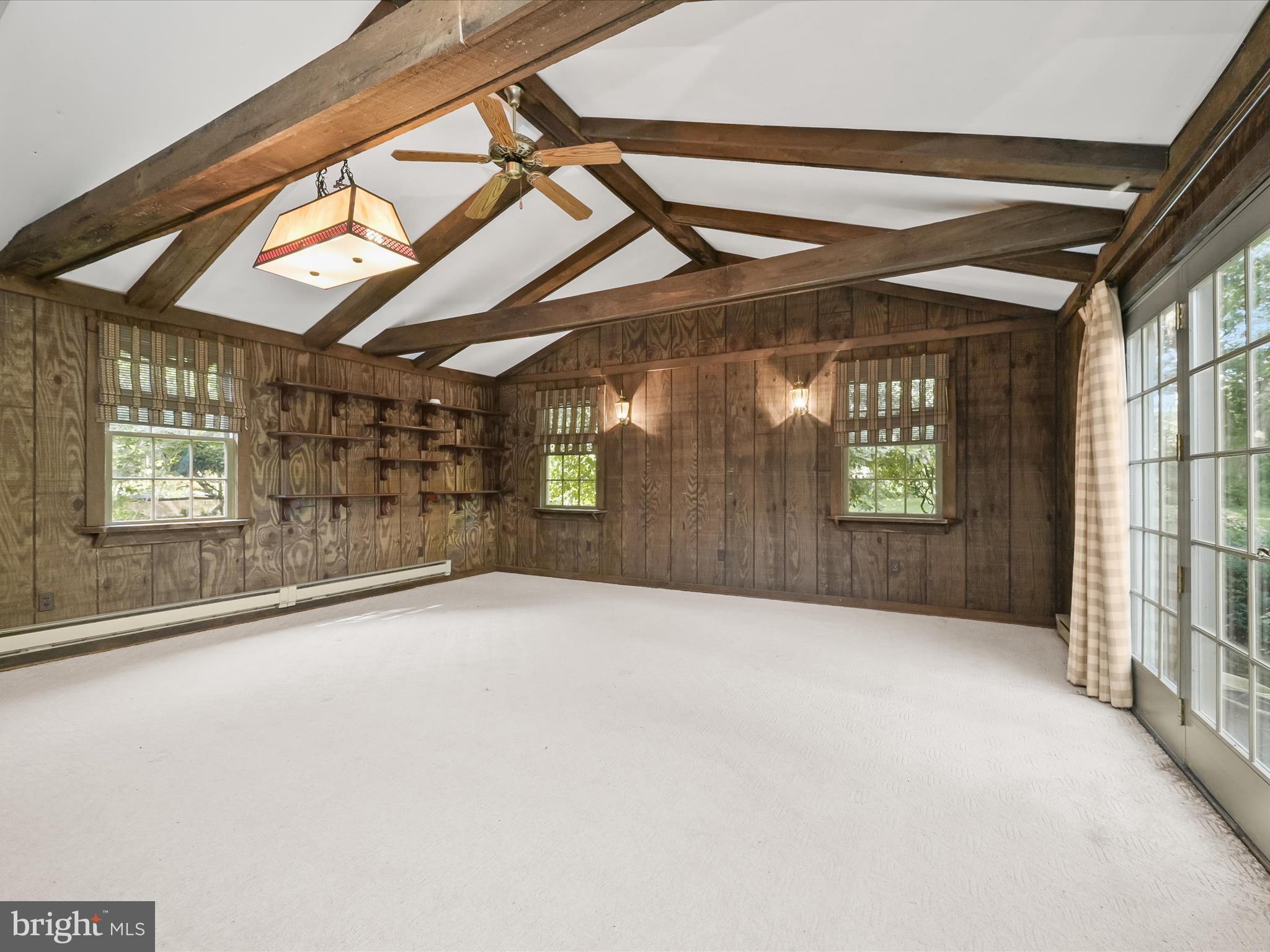 ROBERTS GLEN - Residential