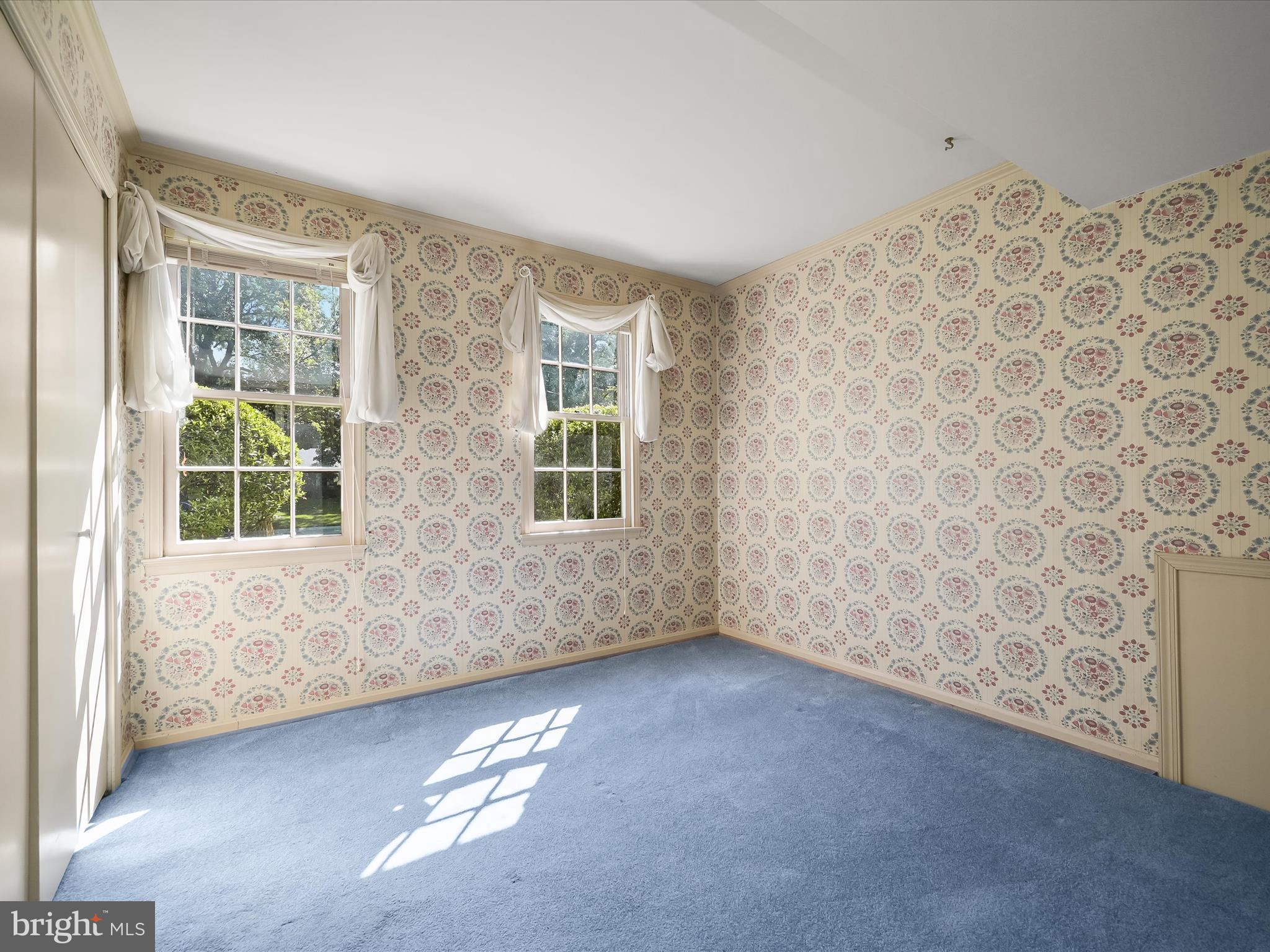 ROBERTS GLEN - Residential