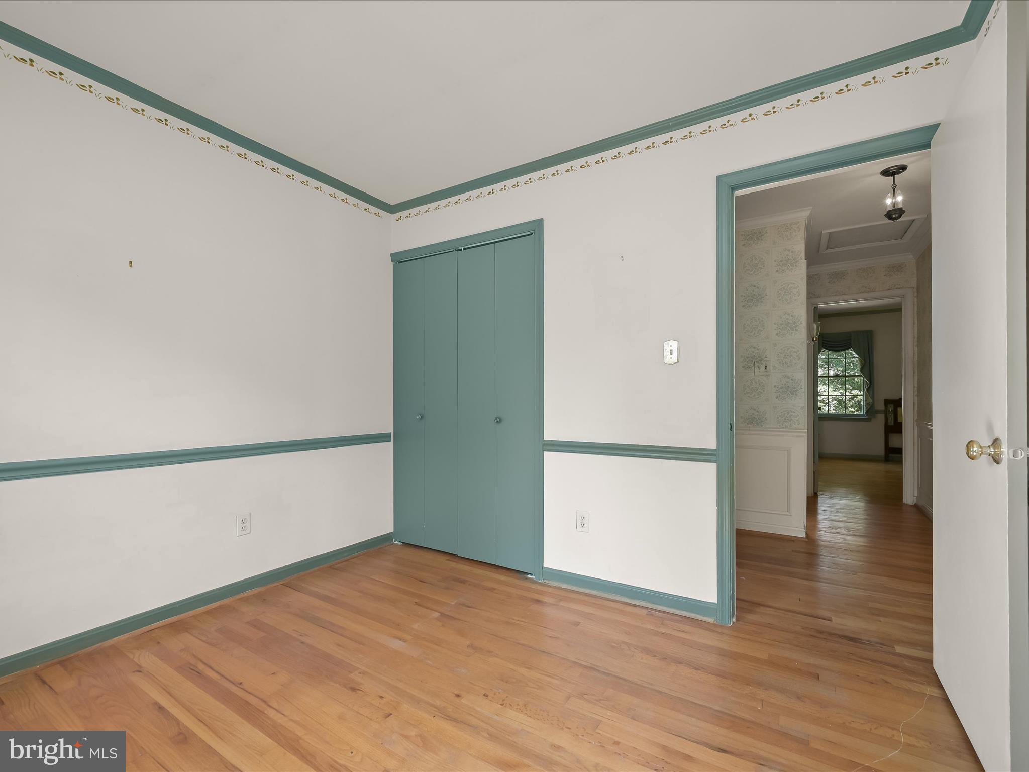 ROBERTS GLEN - Residential