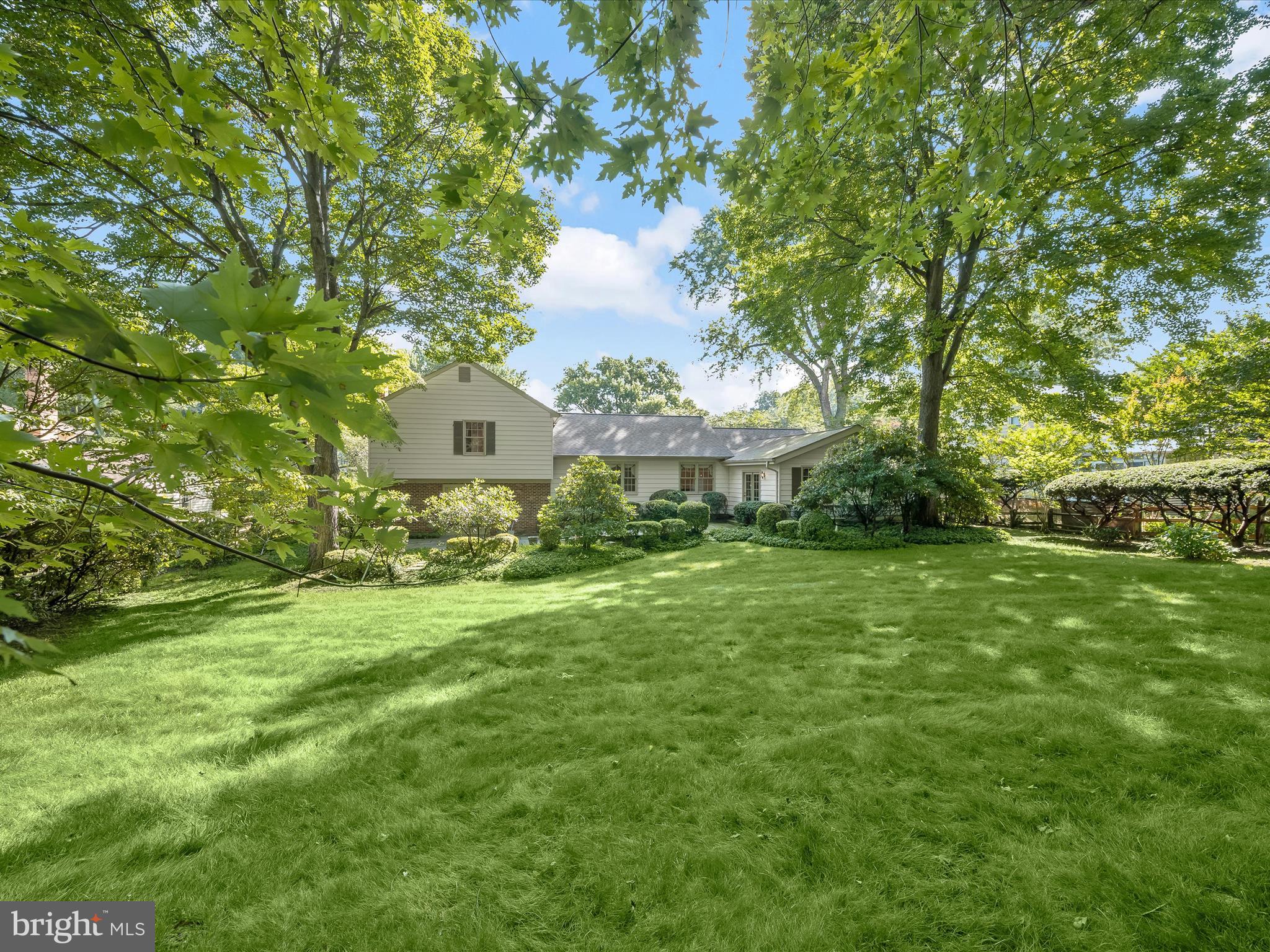 ROBERTS GLEN - Residential