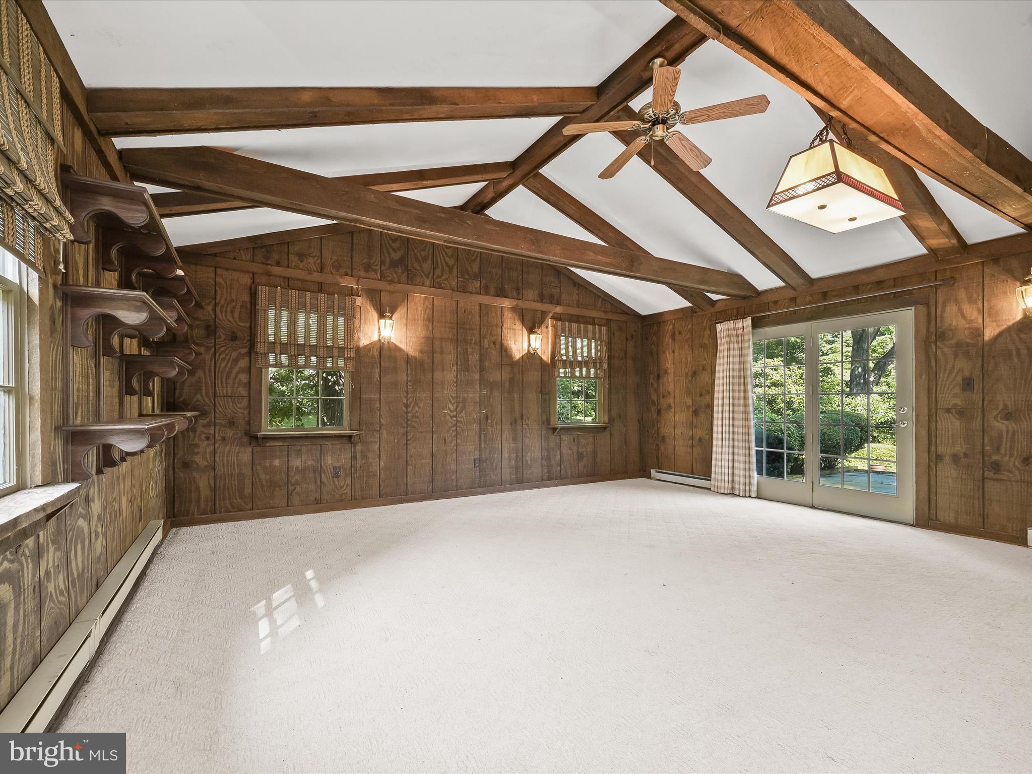 ROBERTS GLEN - Residential