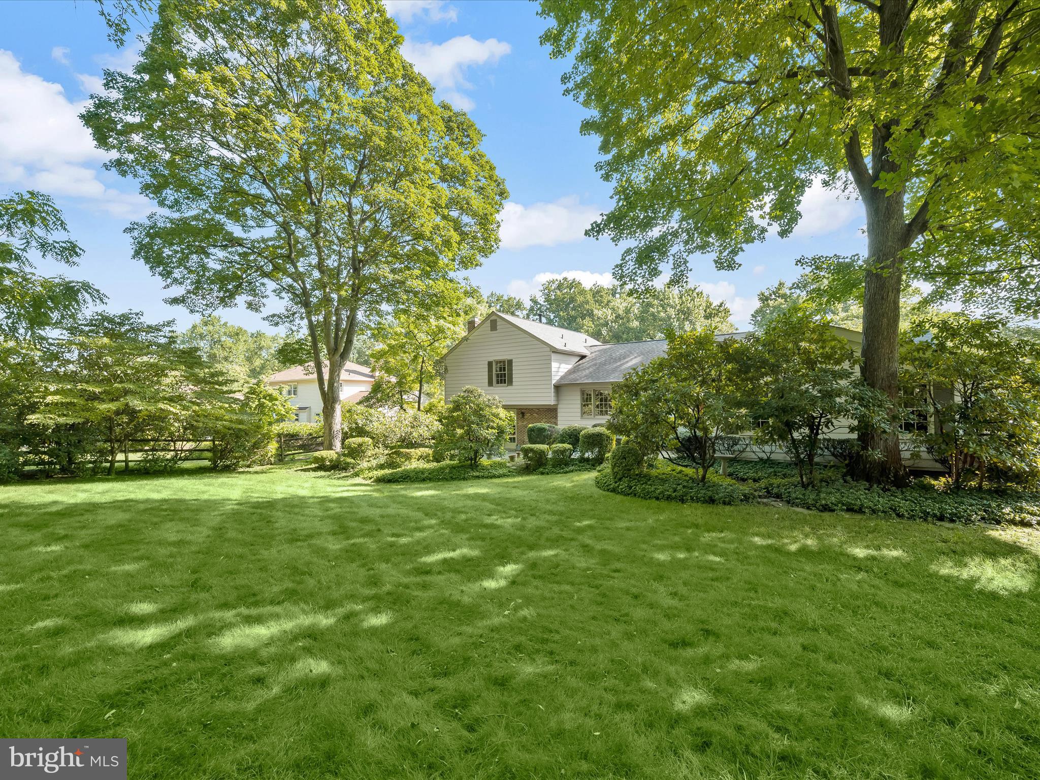 ROBERTS GLEN - Residential