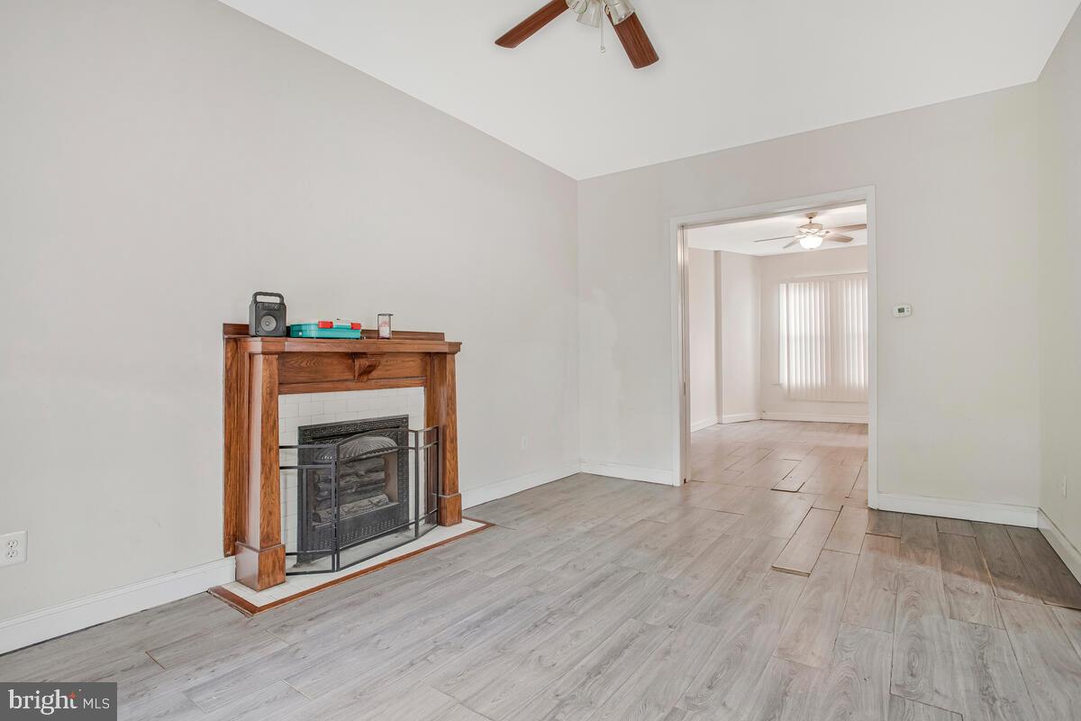 PARK CIRCLE - Residential