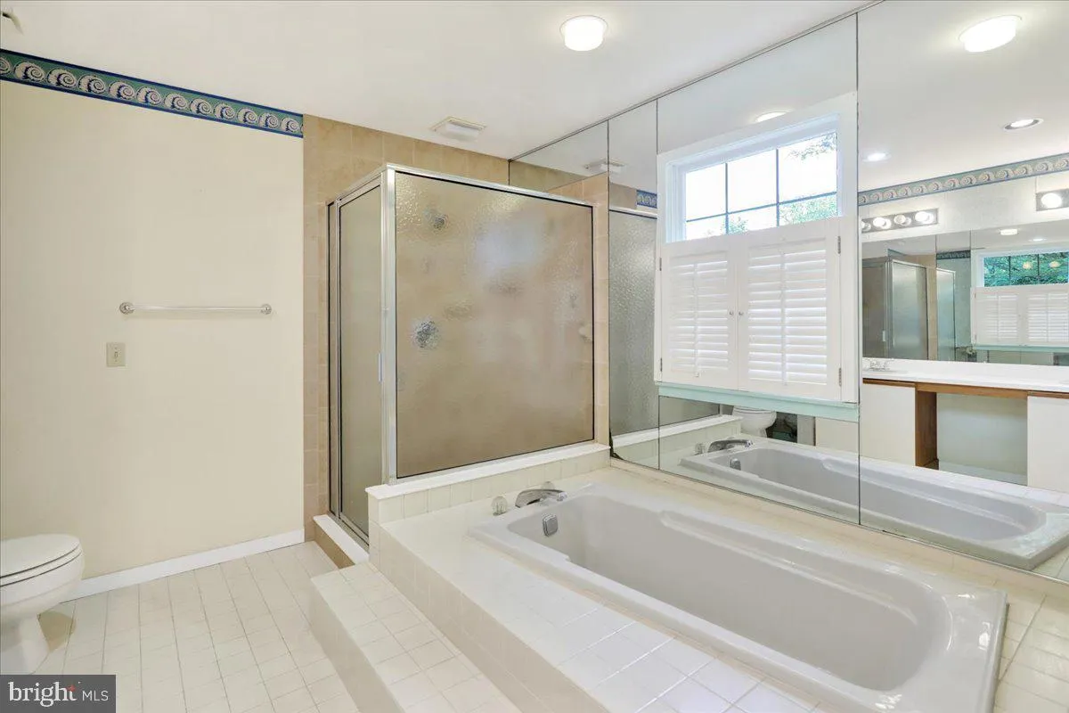 Wyomissing, Pennsylvania 19610, United States, 3 Bedrooms Bedrooms, ,3 BathroomsBathrooms,Residential,Active,191560