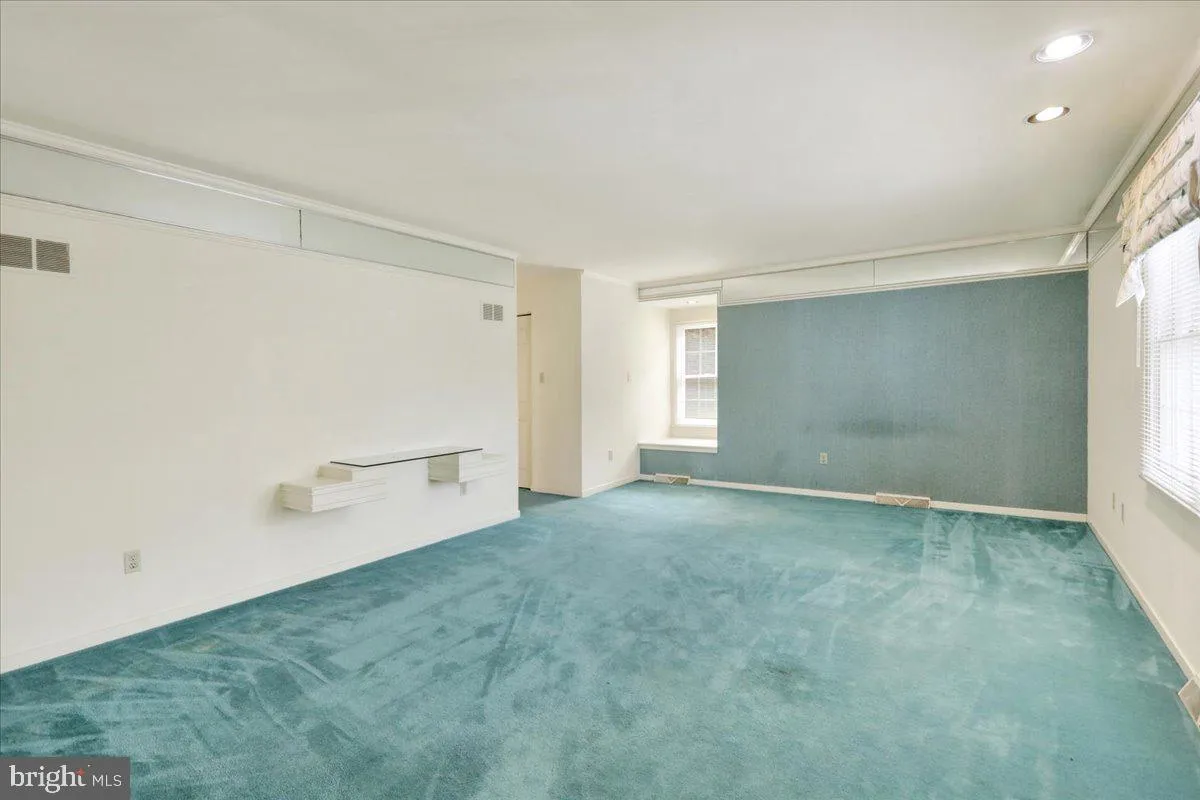 Wyomissing, Pennsylvania 19610, United States, 3 Bedrooms Bedrooms, ,3 BathroomsBathrooms,Residential,Active,191560