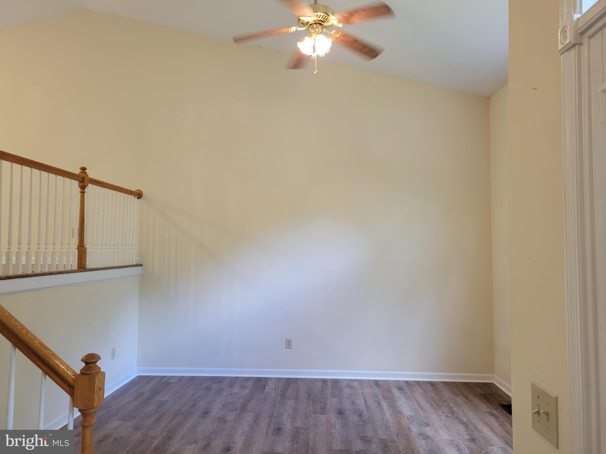 PRESIDENTIAL LAKES - Residential Lease