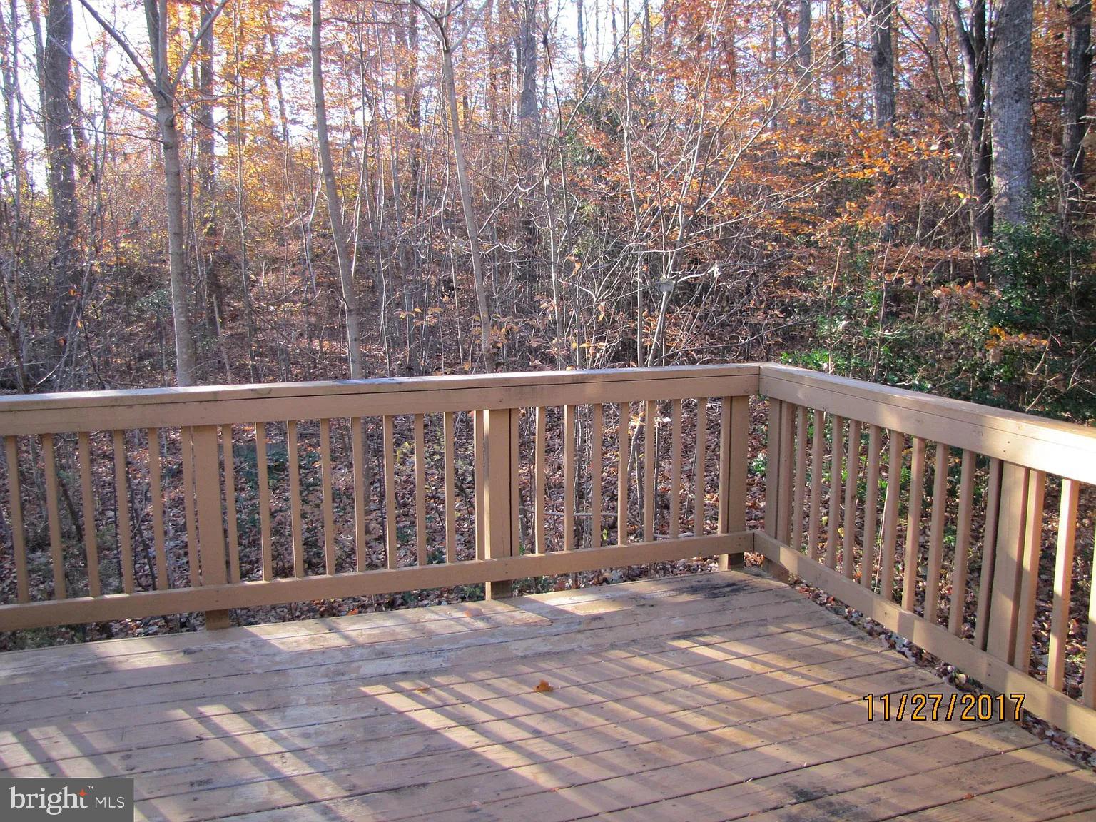 PRESIDENTIAL LAKES - Residential Lease