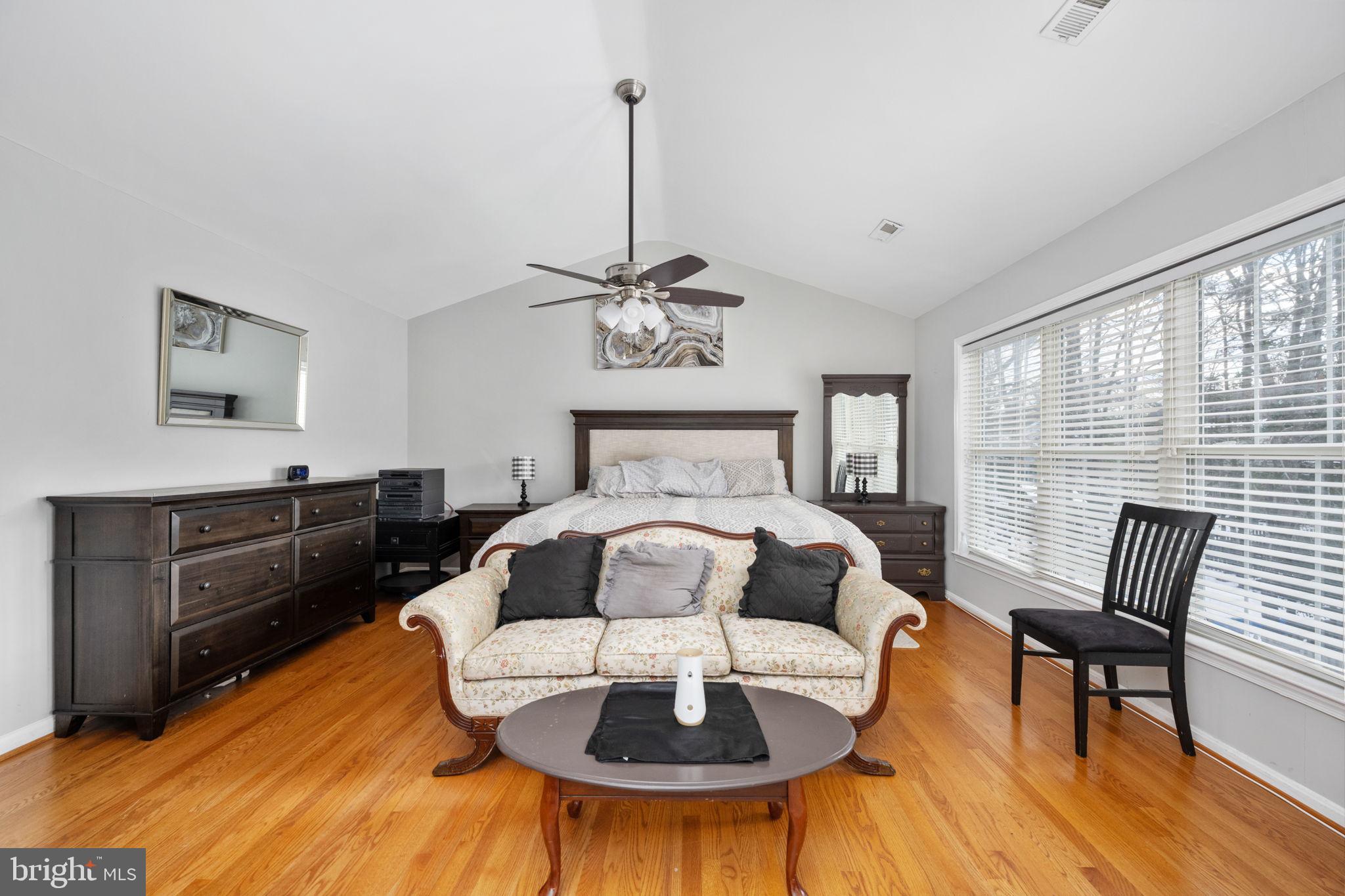 FOX POINT - Residential