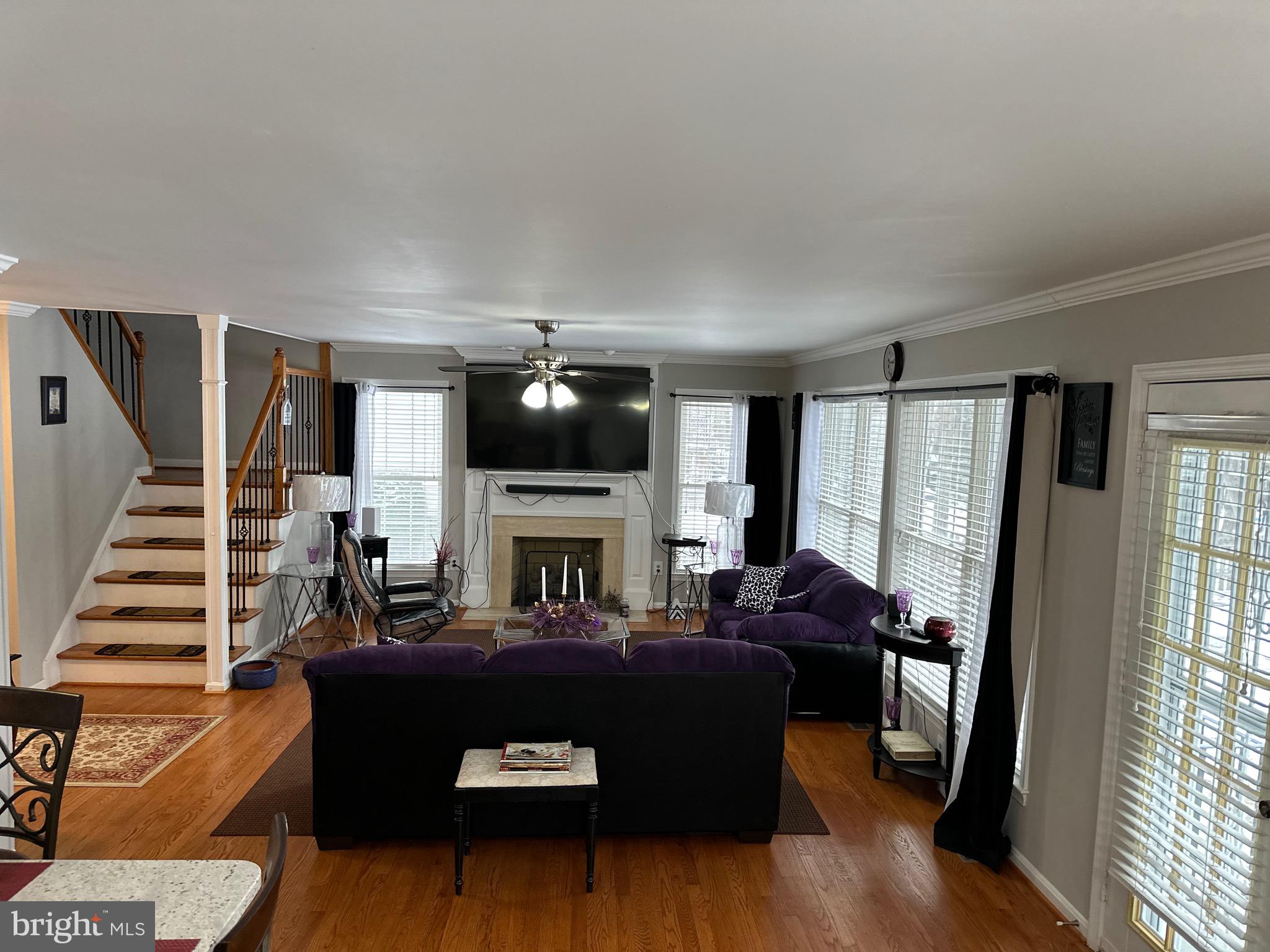 FOX POINT - Residential