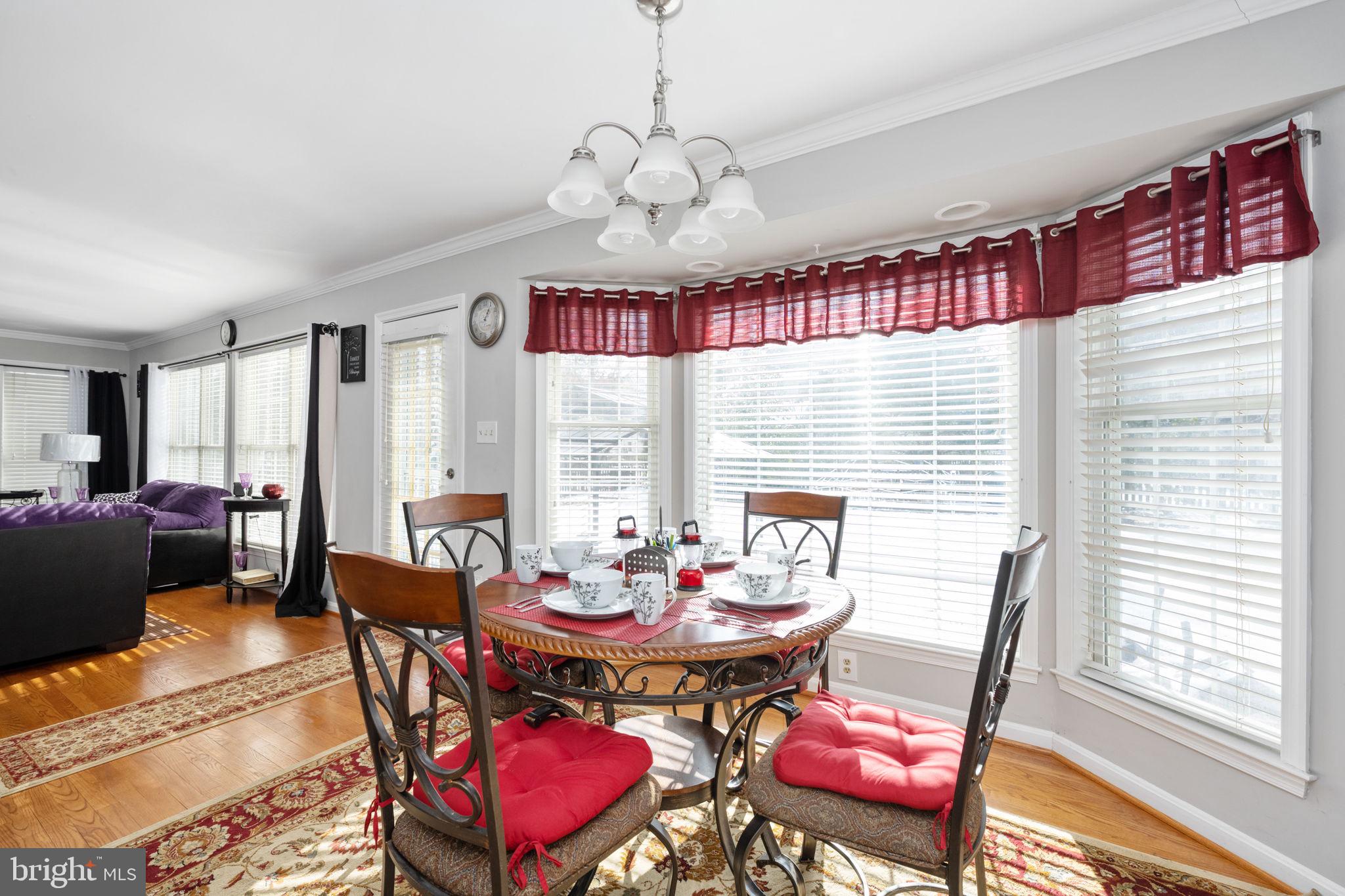 FOX POINT - Residential