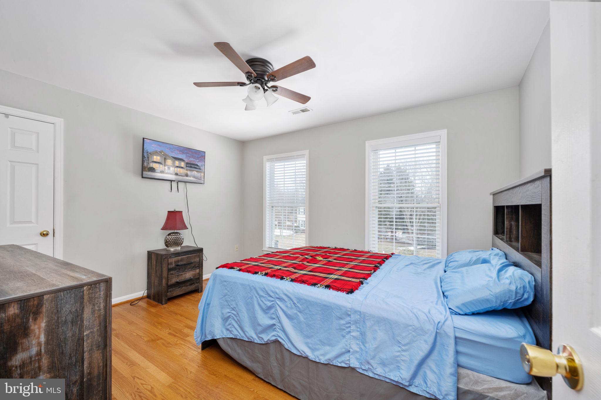 FOX POINT - Residential