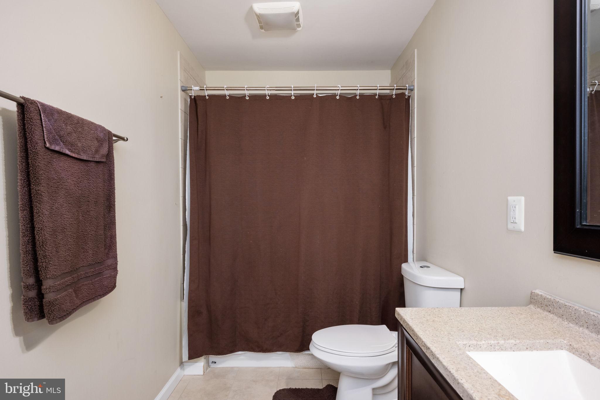 FOX POINT - Residential