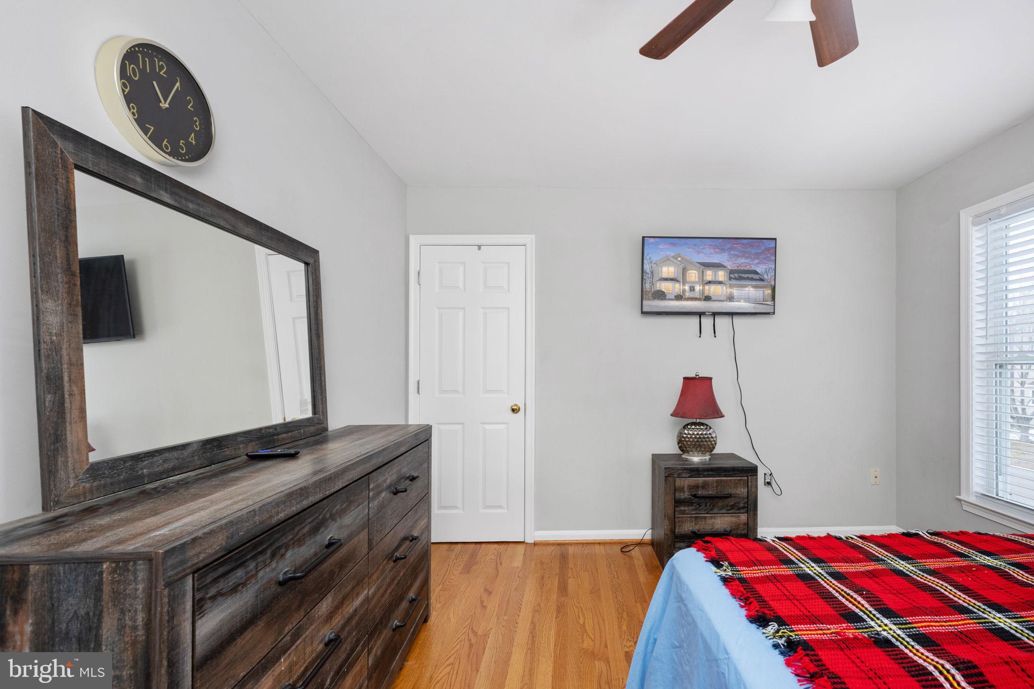 FOX POINT - Residential