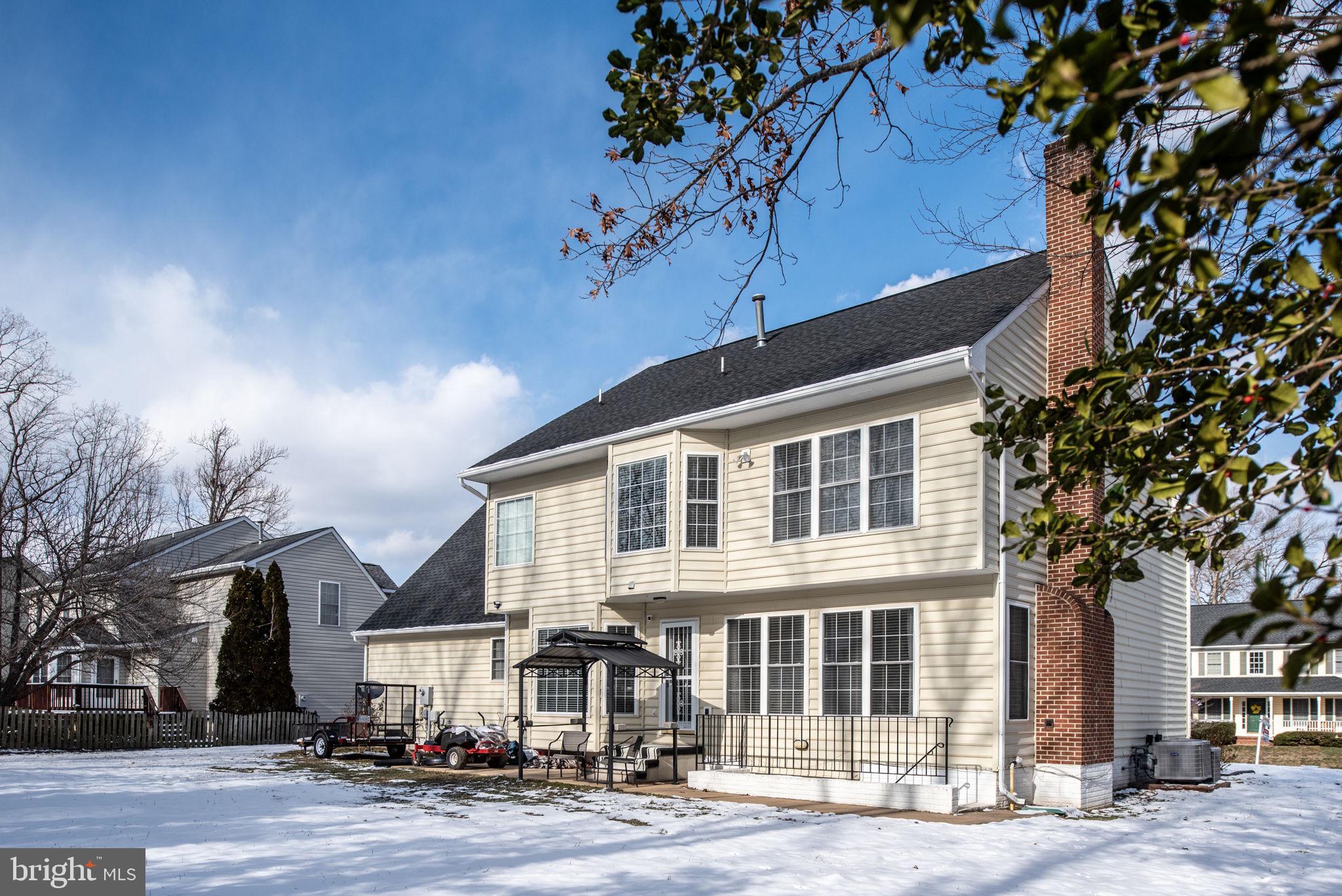 FOX POINT - Residential