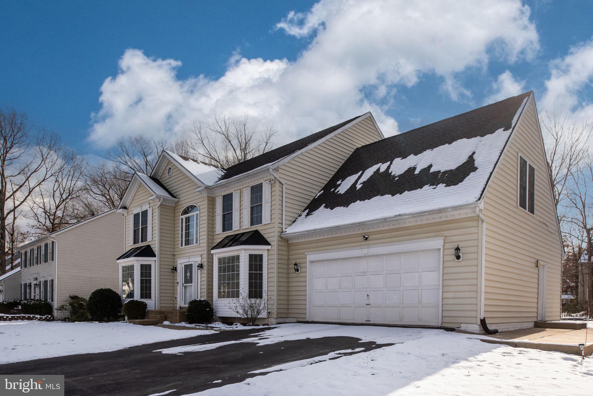 FOX POINT - Residential