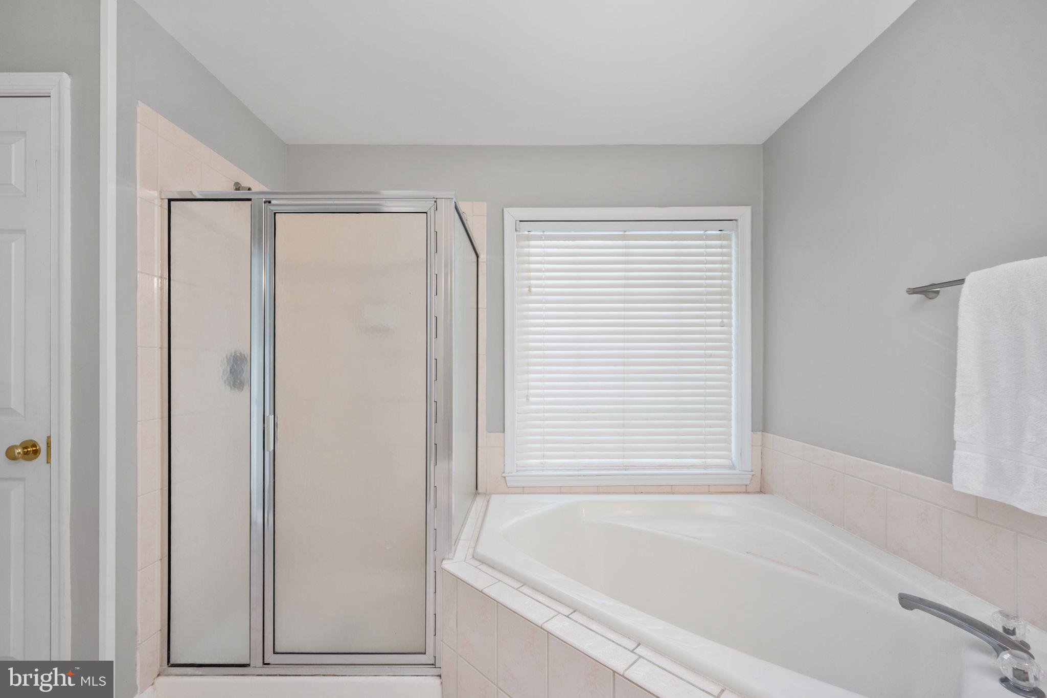 FOX POINT - Residential