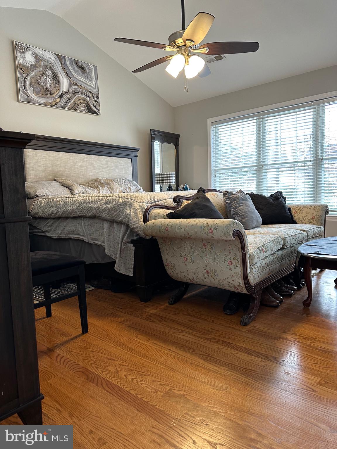 FOX POINT - Residential