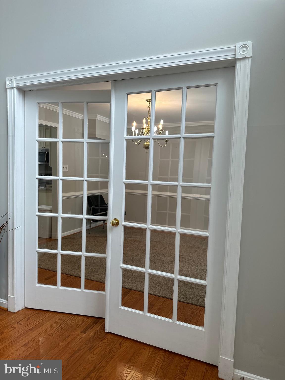 FOX POINT - Residential