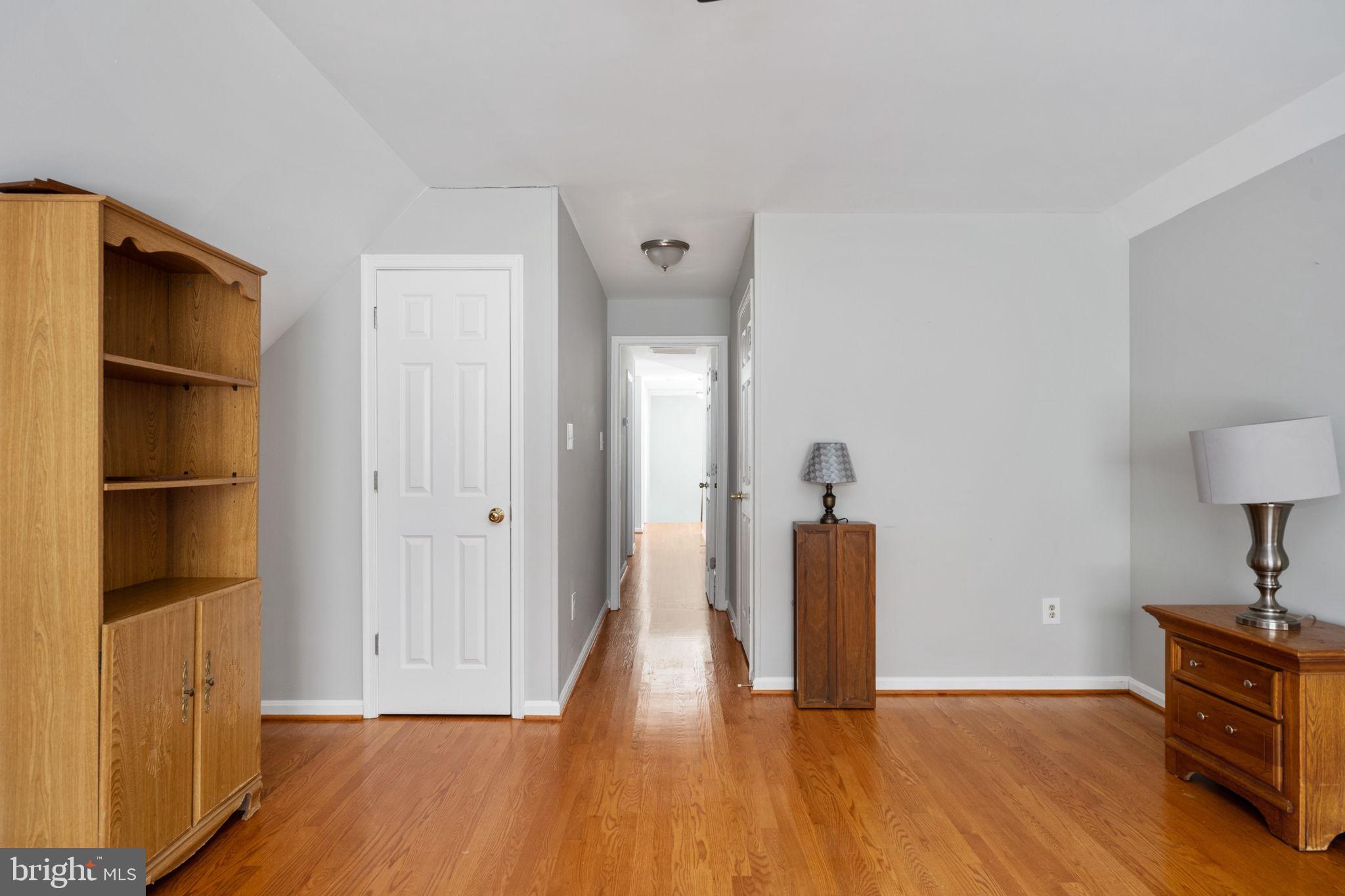 FOX POINT - Residential