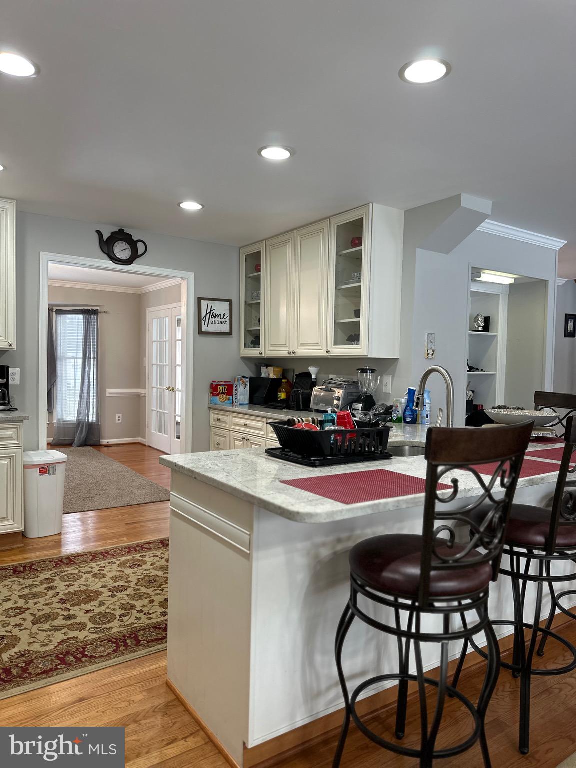 FOX POINT - Residential