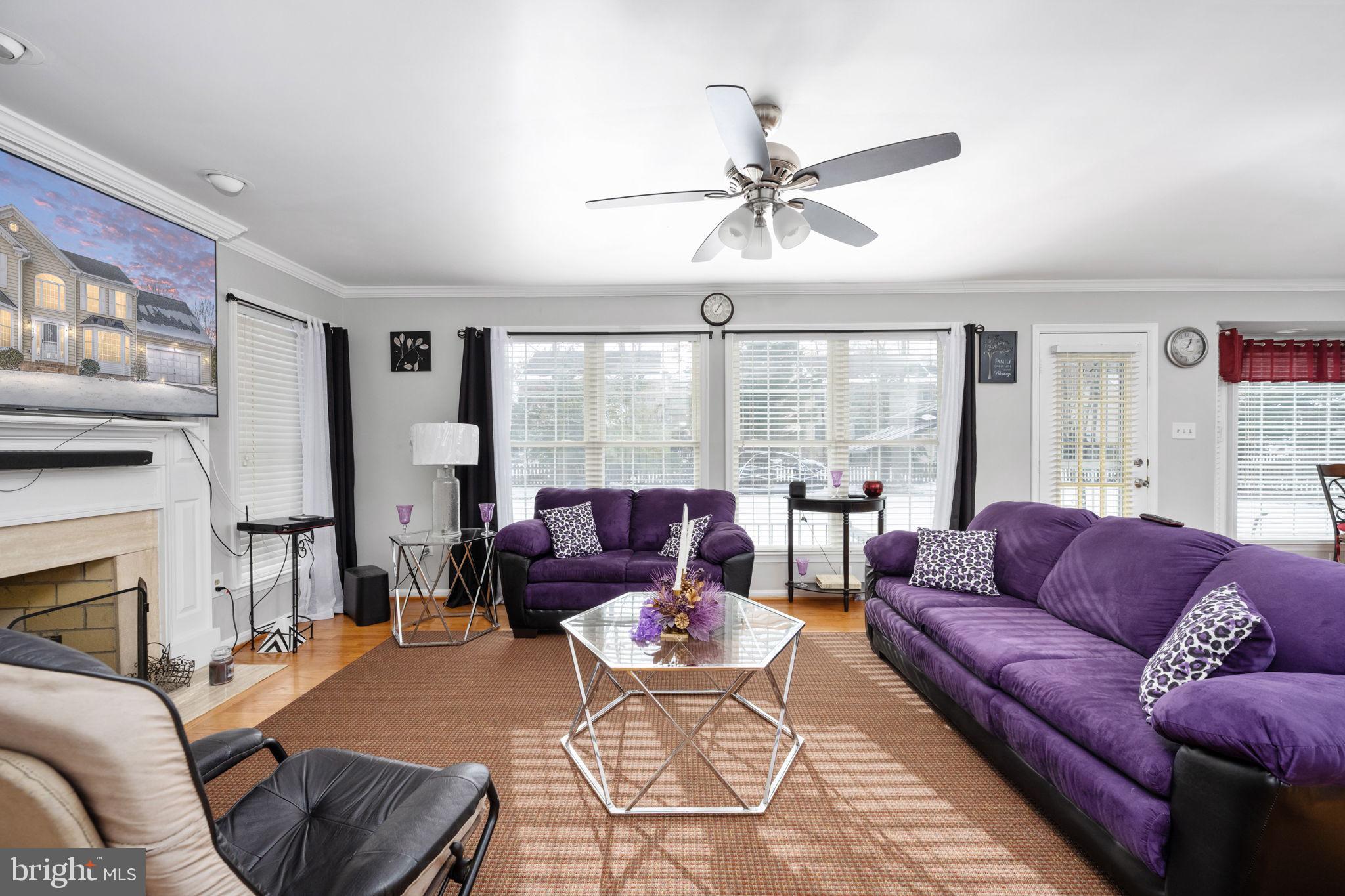 FOX POINT - Residential