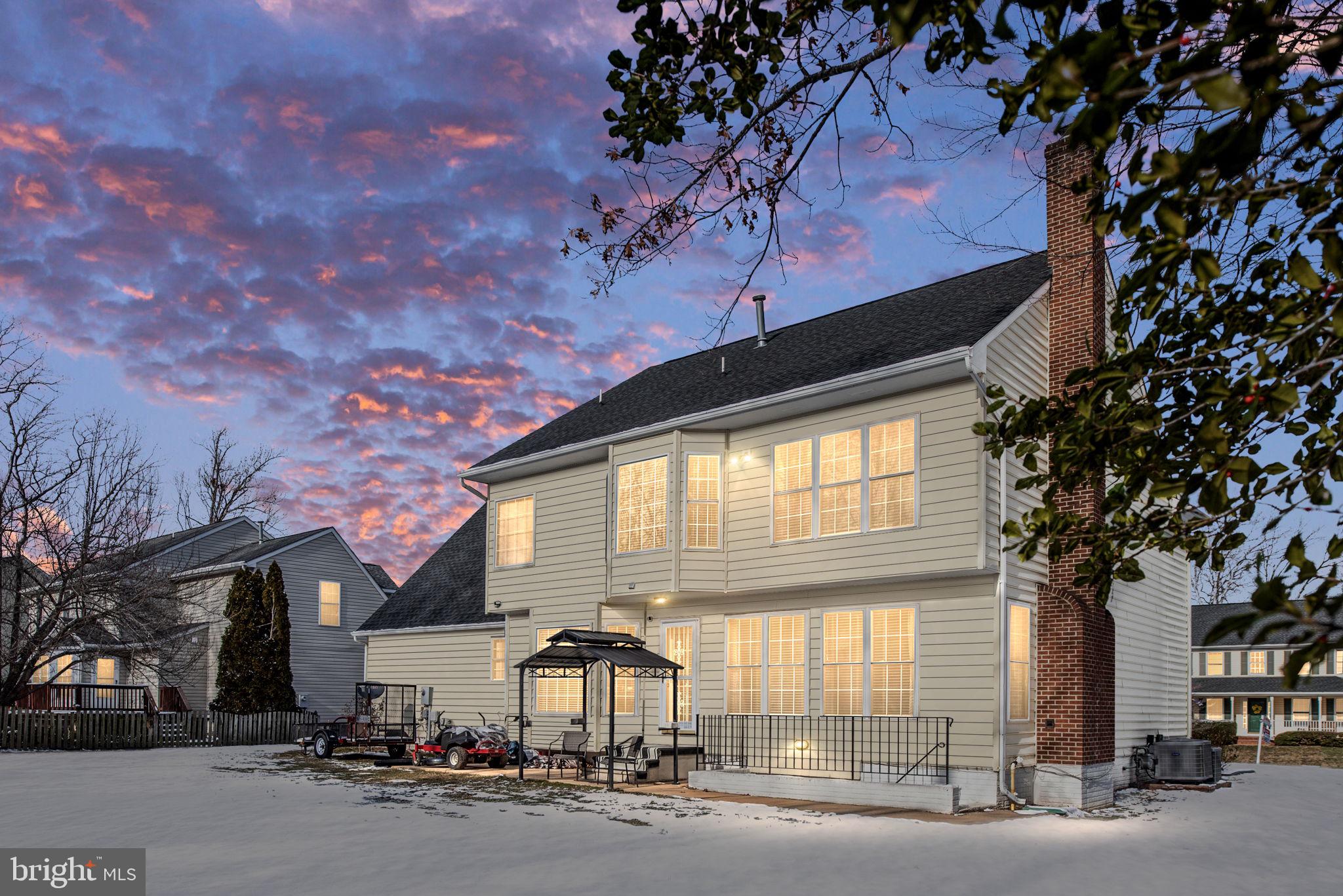 FOX POINT - Residential